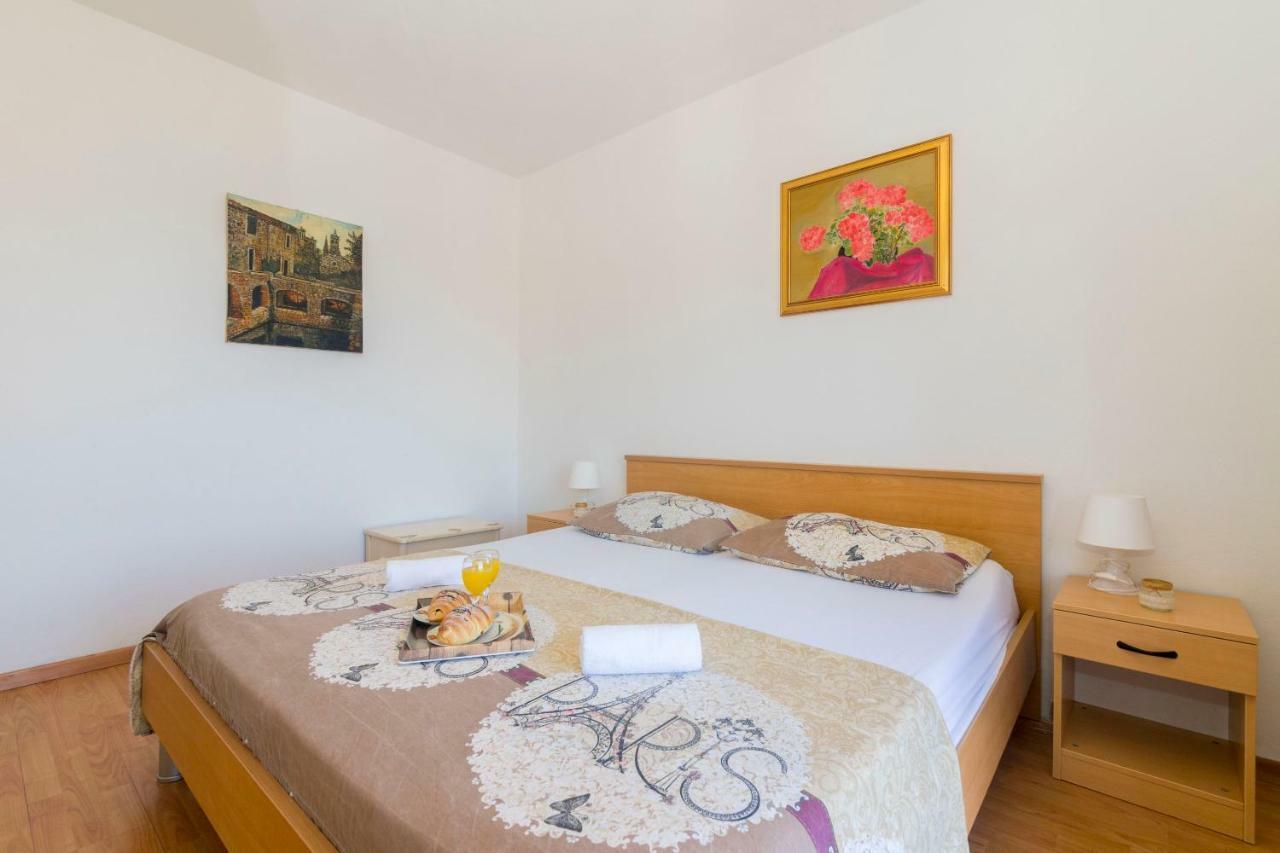 Apartments Palma Jelsa  Luaran gambar