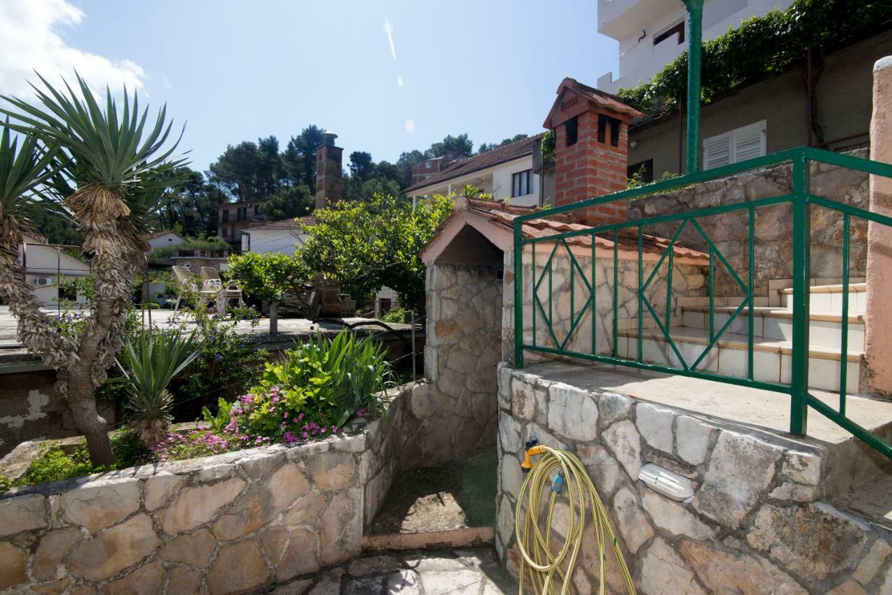 Apartments Palma Jelsa  Luaran gambar