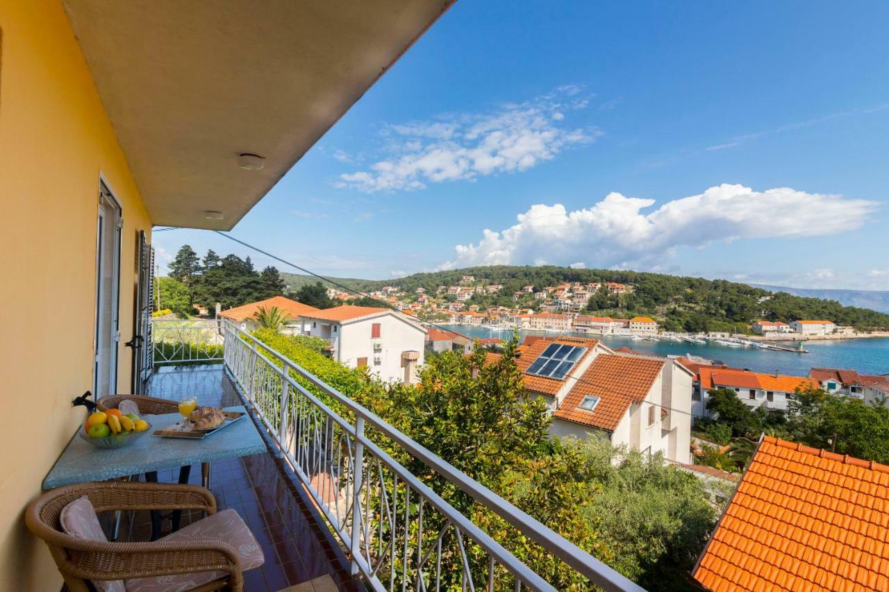 Apartments Palma Jelsa  Luaran gambar
