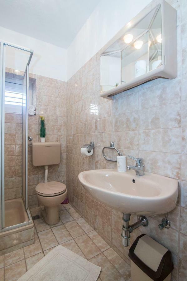 Apartments Palma Jelsa  Luaran gambar